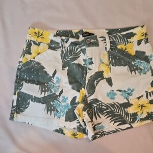 Tropical High Women Shorts